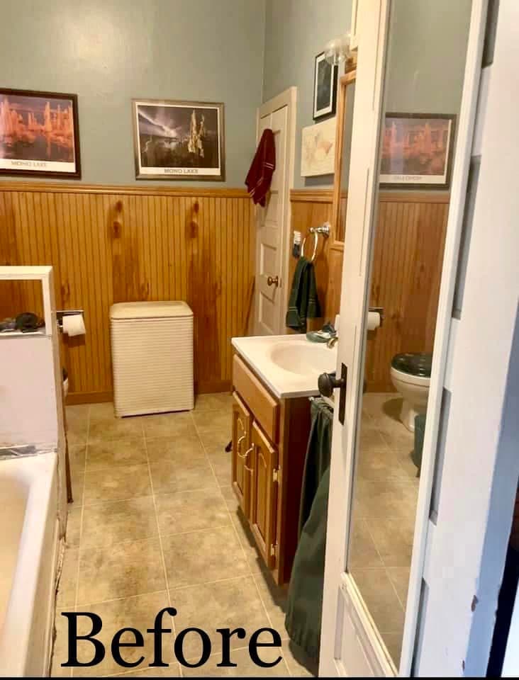 Powder Room Reinvented — before